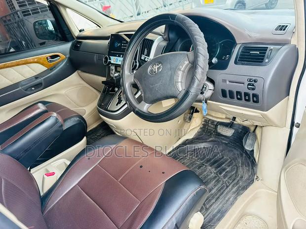 Toyota Alphard 2005 White
