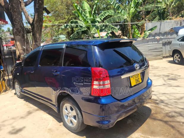 Toyota Wish 2003 Blue