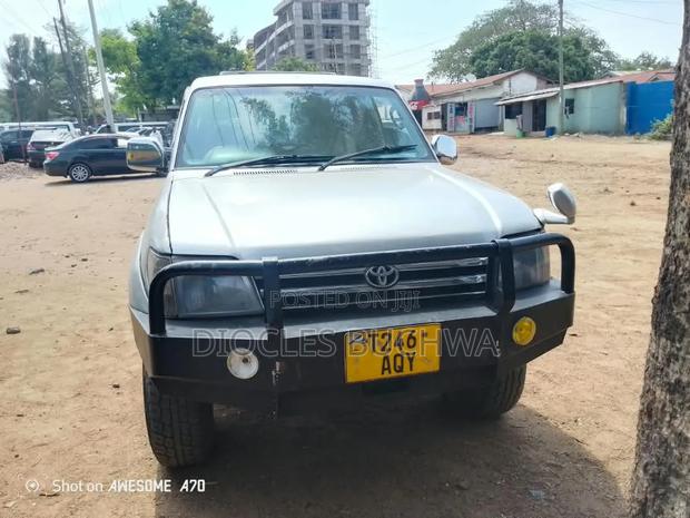 Toyota Land Cruiser Prado 1998 Silver
