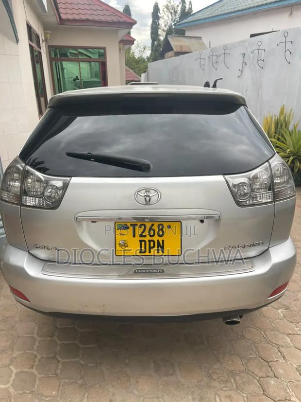 Toyota Harrier 2007 Silver