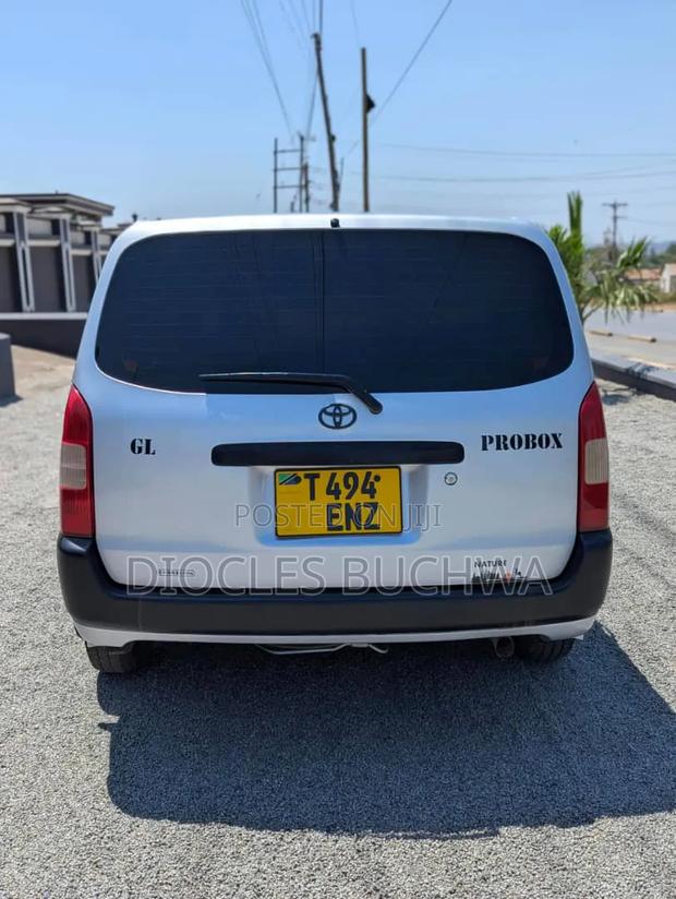 Toyota Probox 2006 Silver