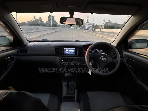 Toyota Allex 2003 Gold