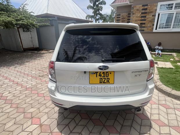 Subaru Forester 2010 White