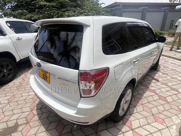 Subaru Forester 2010 White