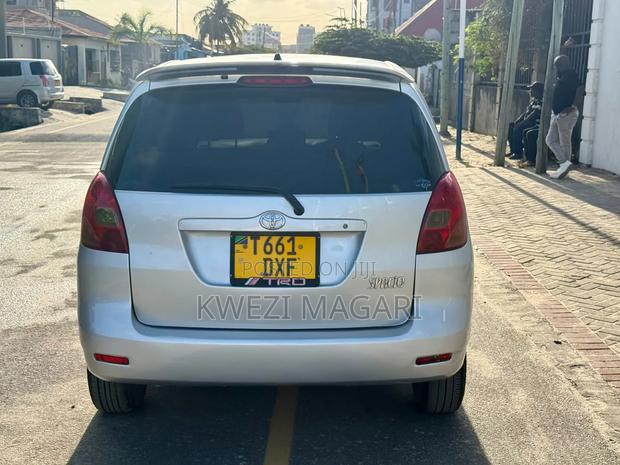 Toyota Corolla Spacio 2004 Silver