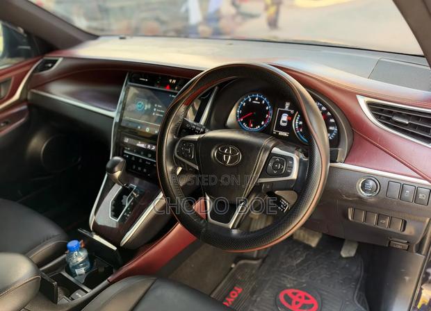 Toyota Harrier 2015 Black