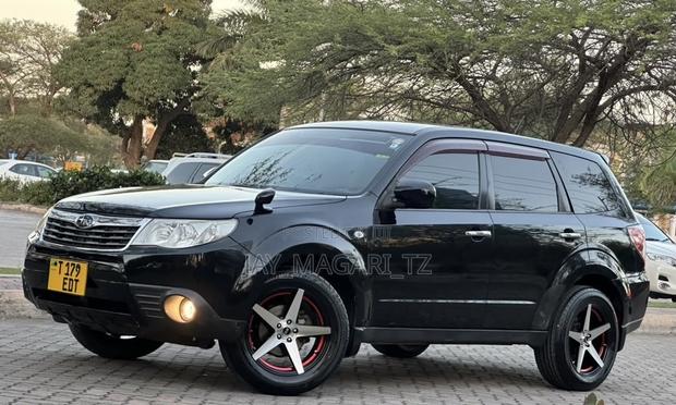 Subaru Forester 2010 Black