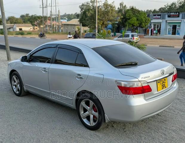 Toyota Premio 1.8 AWD 2008 Silver