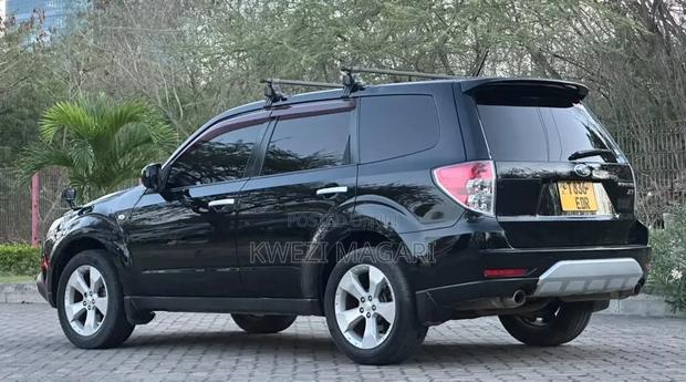 Subaru Forester 2010 Black