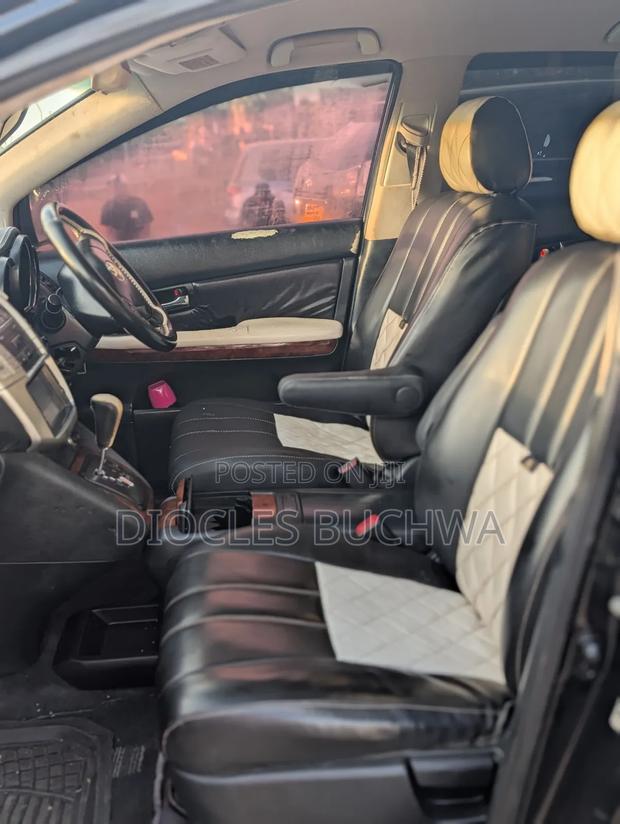 Toyota Harrier 2004 Black