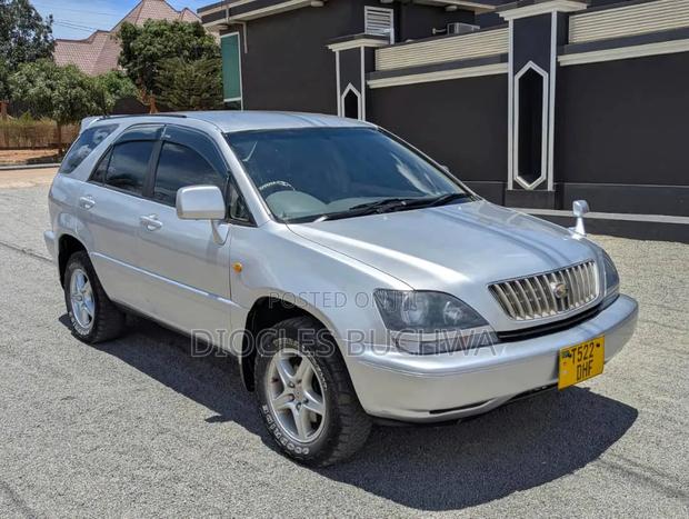 Toyota Harrier 2006 Silver