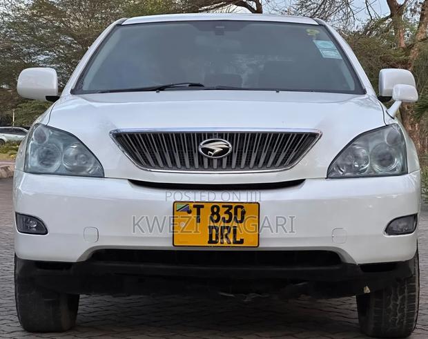 Toyota Harrier 2006 White