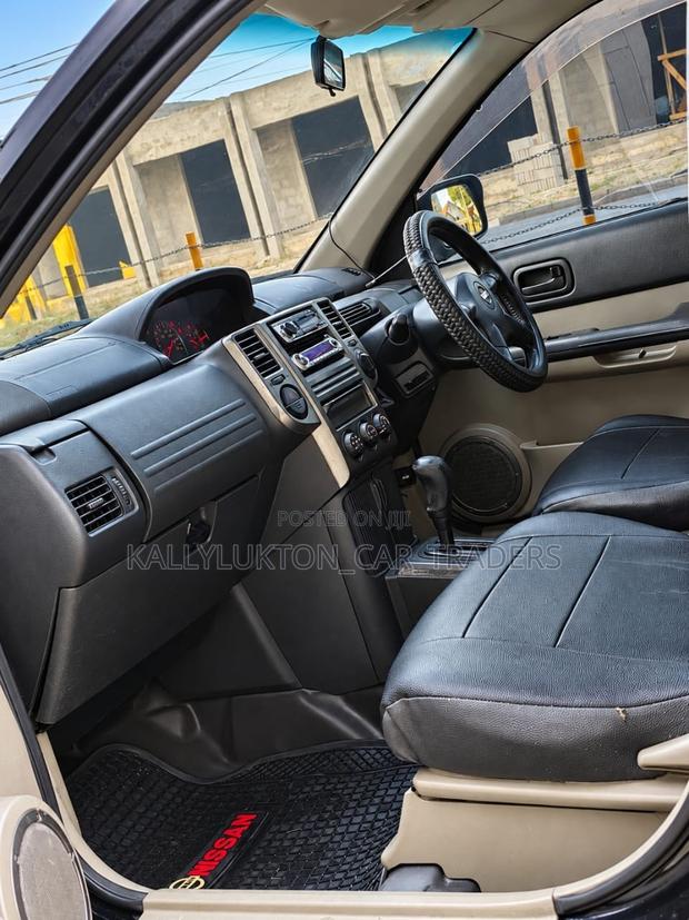 Nissan X-Trail 2005 Black