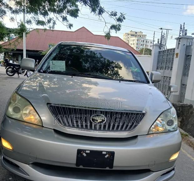 Toyota Harrier 2003 Silver