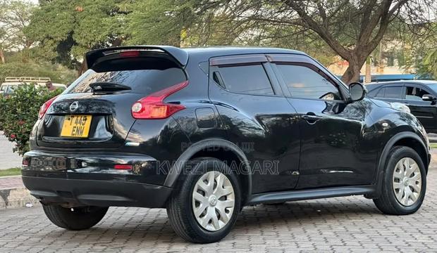 Nissan Juke 2012 Black