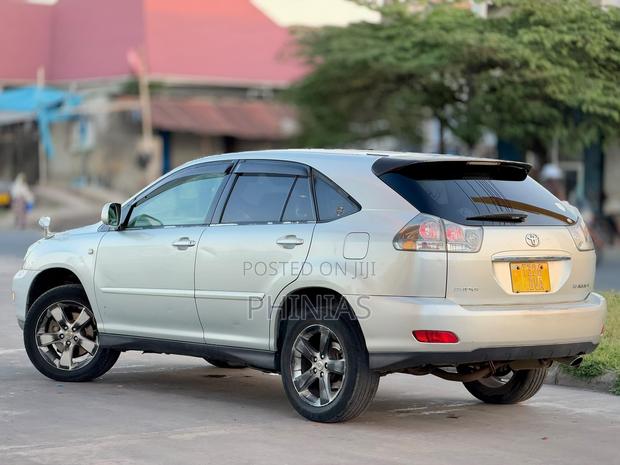 Toyota Harrier 2007 Silver