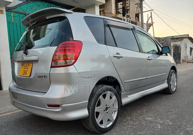 Toyota Corolla Spacio 2003 Silver
