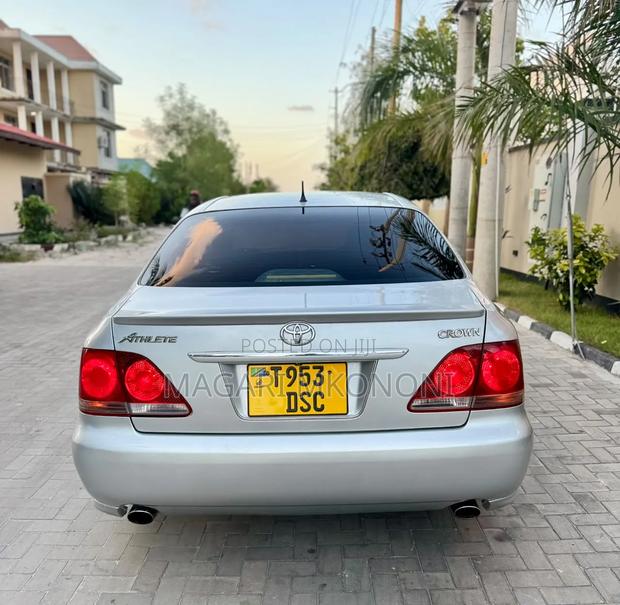 Toyota Crown 2007 Silver