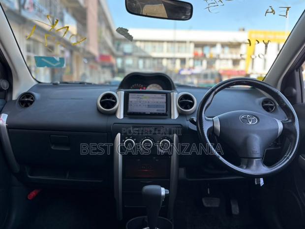 Toyota IST 2006 White