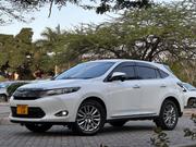 Toyota Harrier 2.0 2015 Pearl for sale