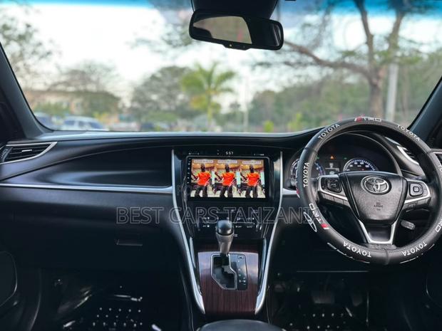 Toyota Harrier 2.0 2015 Pearl