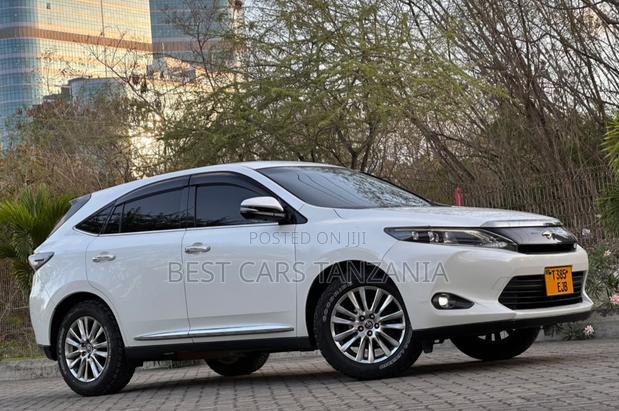 Toyota Harrier 2.0 2015 Pearl