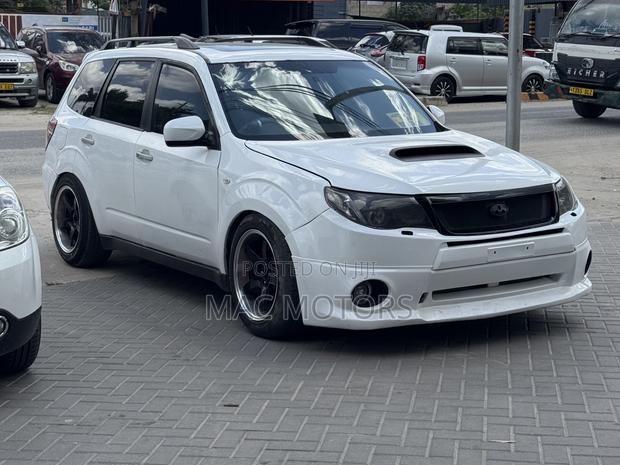 Subaru Forester 2009 White