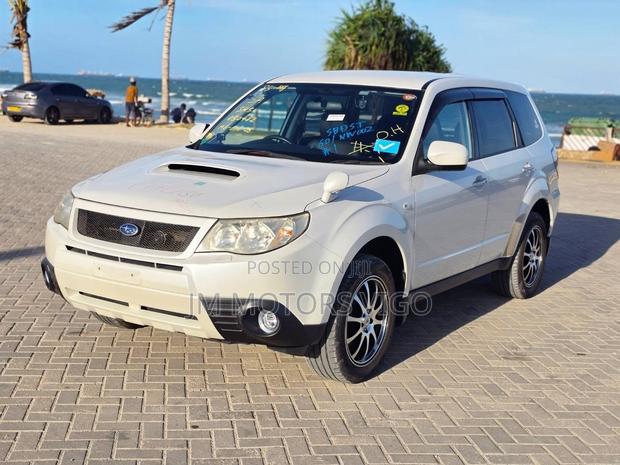 Subaru Forester 2010 White
