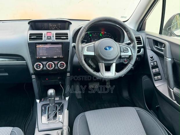 Subaru Forester 2.0XT Premium AWD 2016 White