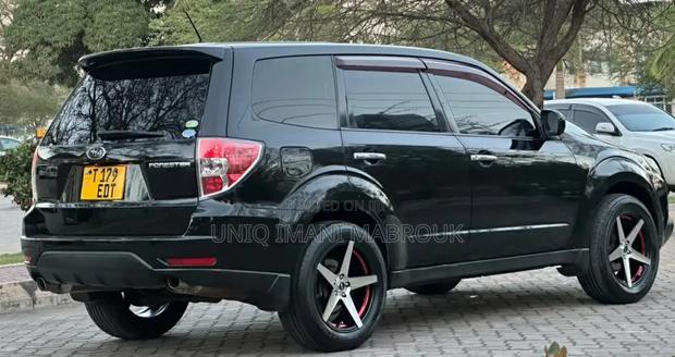 Subaru Forester 2010 Black