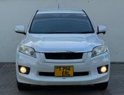 Toyota Vanguard 2011 Pearl for sale