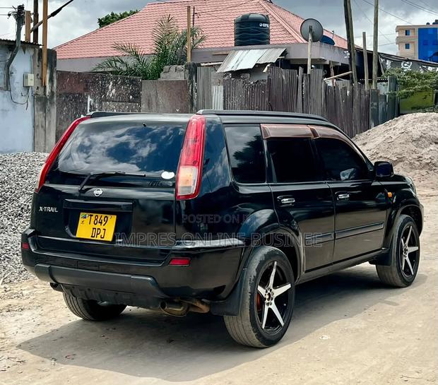 Nissan X-Trail 2005 Black