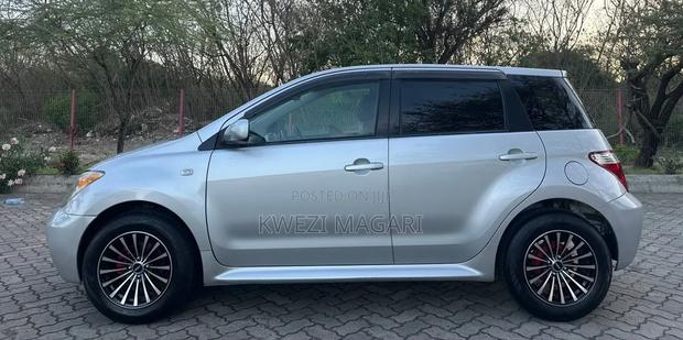 Toyota IST 2006 Silver