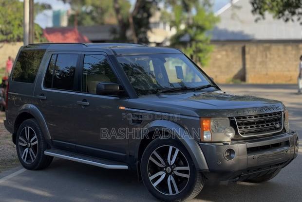 Land Rover Discovery 2009 Gray