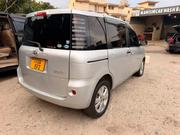 Toyota Sienta 2004 Silver for sale