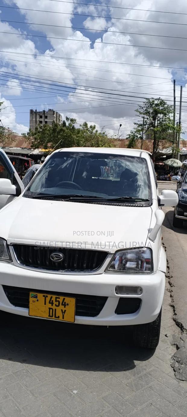 Toyota Cami 2004 White