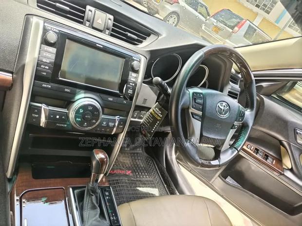 Toyota Mark X 2012 Silver