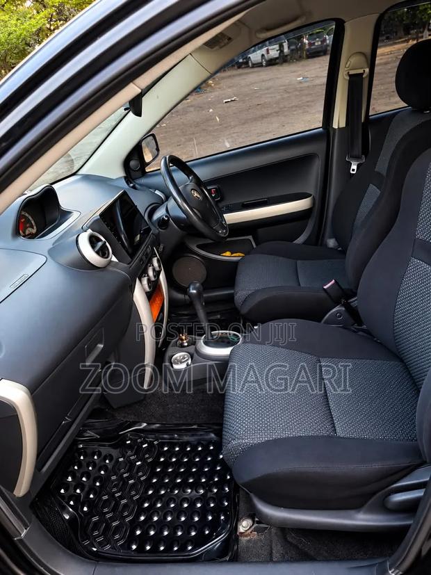 Toyota IST 2004 Black