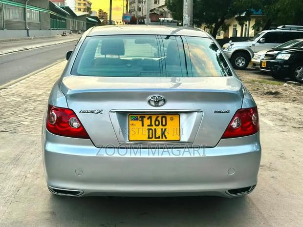 Toyota Mark X 2006 Silver