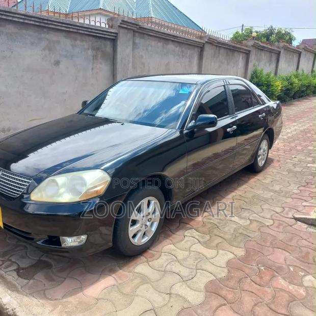 Toyota Mark II 2002 Gray