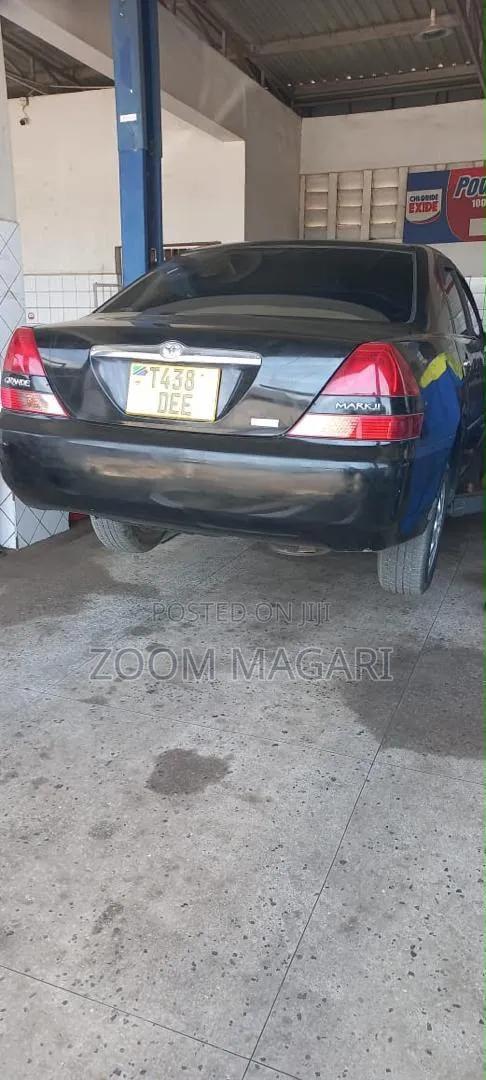 Toyota Mark II 2002 Gray
