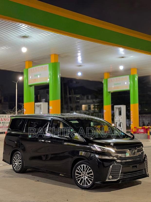 Toyota Vellfire 2.5 Z 2017 Black