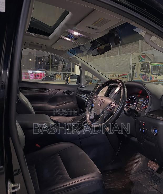 Toyota Vellfire 2.5 Z 2017 Black