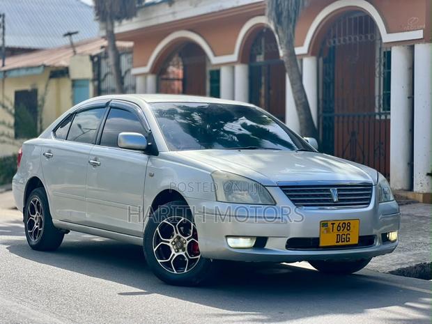 Toyota Premio 2004 Silver