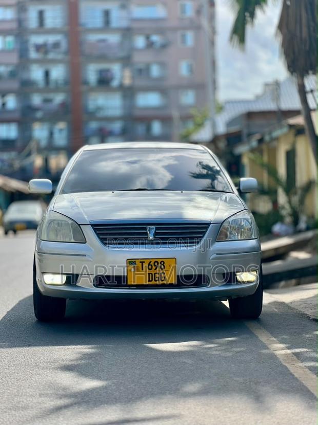 Toyota Premio 2004 Silver