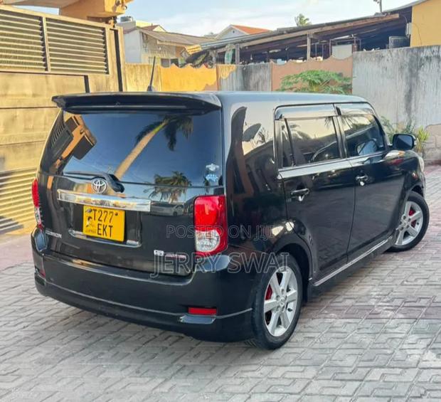 Toyota Rumion 2025 Blue