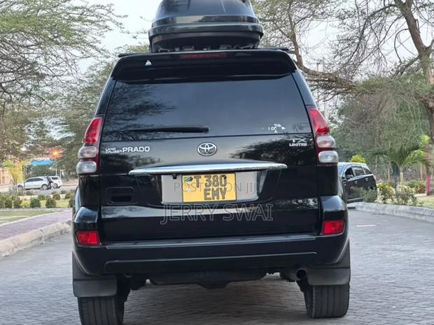 Toyota Land Cruiser Prado 2006 Black