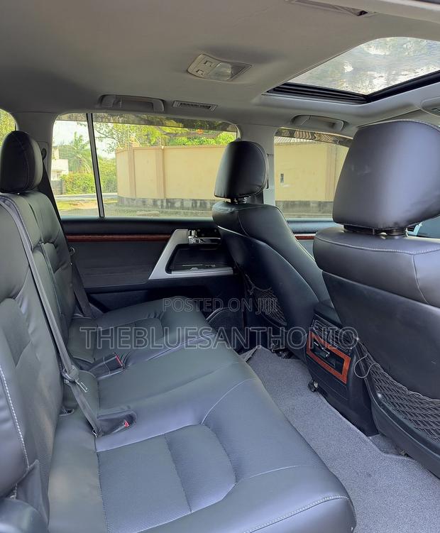 Toyota Land Cruiser 4.5 V8 VXR 2014 Pearl