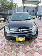 Toyota IST 2005 Black for sale