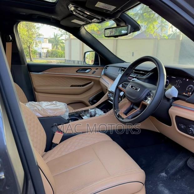Jeep Grand Cherokee L Summit 4WD 2024 Gray